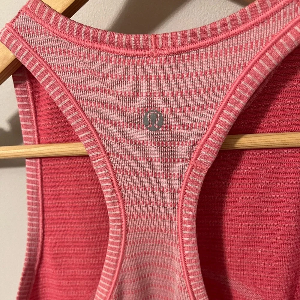 Lululemon Run Swiftly Tech Tank Stitch Stripe White Heathered Boom Juice Size 4